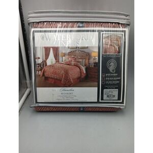 Waterford Linens Hamilton Queen Bedskirt Cinnabar Red 18 Inch Drop BSHMLN W605